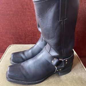 Mens FRYE boots never worn size 13 M
